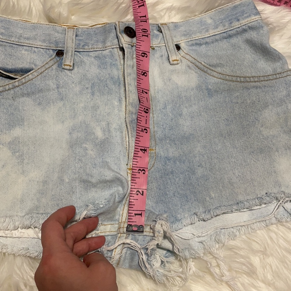 Vintage lee cut off Jean shorts - Picture 10 of 10